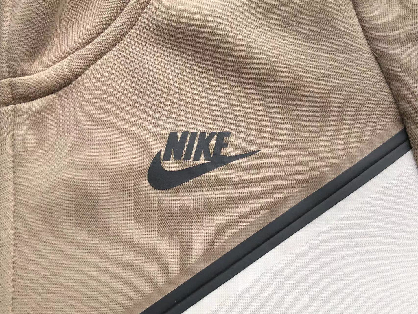 Tech Fleece White/Khaki Tracksuit