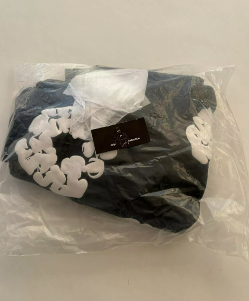 Cotton Wreath Hoodie Black